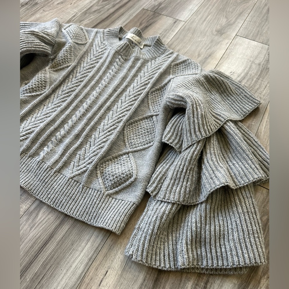 Chicwish Womens Cable Knit Sweater Dramatic Knit Ruffle Sleeves Gray Size M - Picture 2 of 9